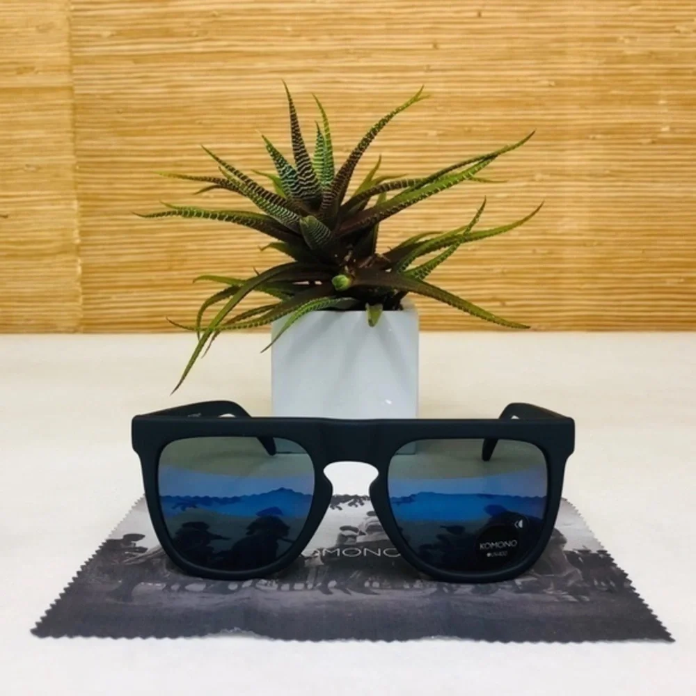 NEW KOMONO sunglasses Bennet Midnight Blue Rubber